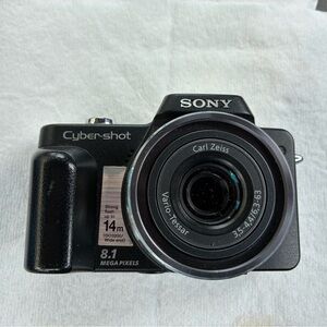 Sony Cyber-Shot DSC-H3 Digital Camera lens cover,Case, Battery & Charger,1gb SD
